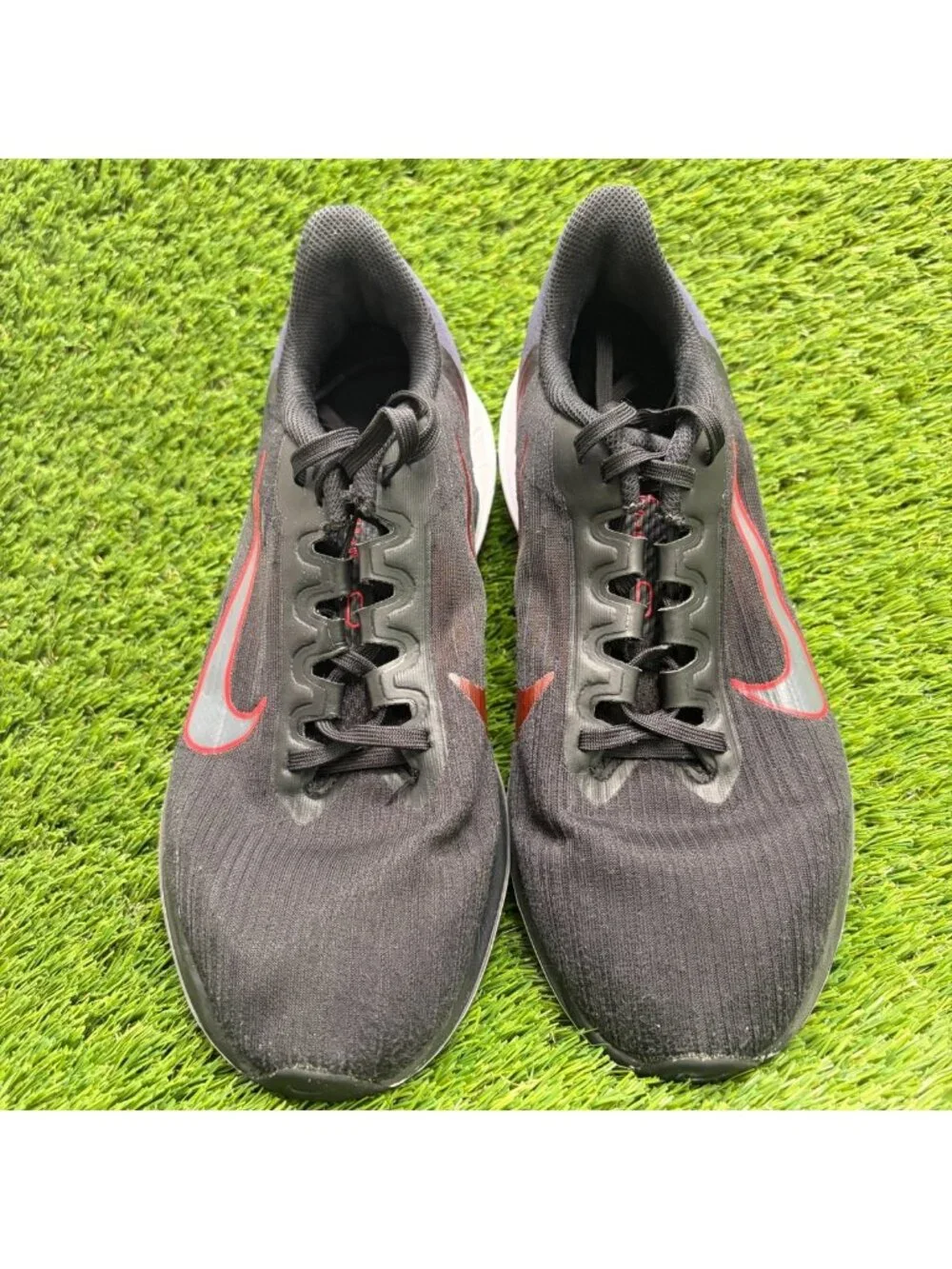 Nike Air Winflo 9 Mens Size 8 Black Red Athletic Running Walking Shoes Sneakers